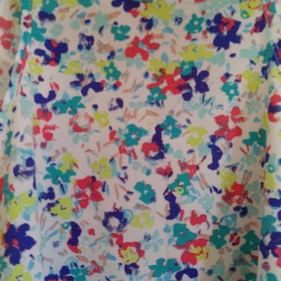 Arizona Jeans Co. Floral Crochet Tank Top - Picture 12 of 15